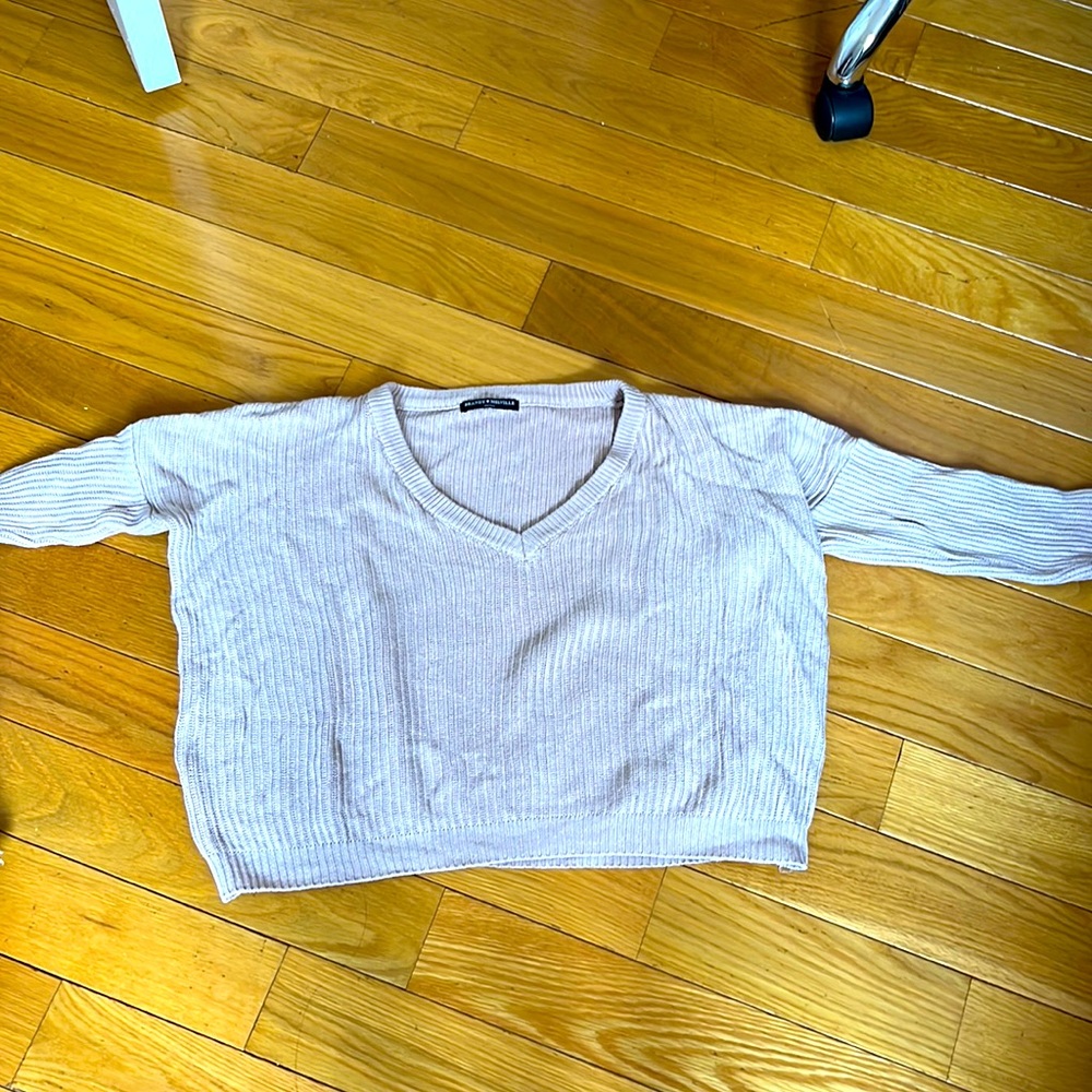 Light pink brandy Melville cropped sweater
